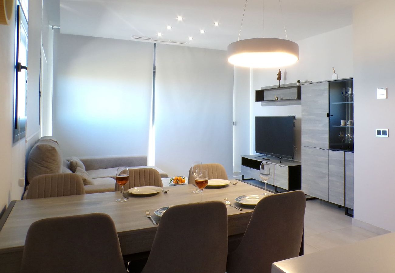 Apartment in Benidorm - Sunset Waves Luxury Apartment 