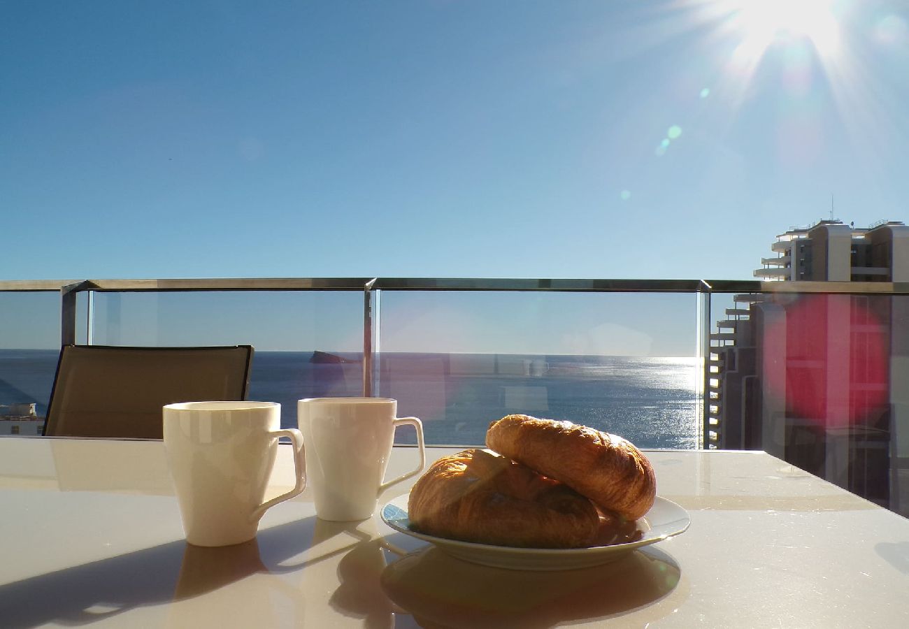 Apartment in Benidorm - Sunset Waves Luxury Apartment 