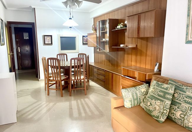 Apartment in Benidorm - Two bedroom apartments with bathroom at Gemelos 2 & 4 Apartment in Benidorm - Two bedroom apartments with bathroom at Gemelos 2 & 4