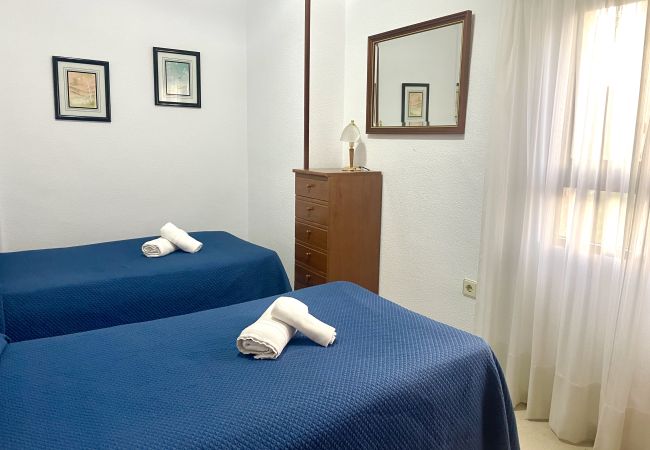 Apartment in Benidorm - Two bedroom apartments with bathroom at Gemelos 2 & 4 Apartment in Benidorm - Two bedroom apartments with bathroom at Gemelos 2 & 4