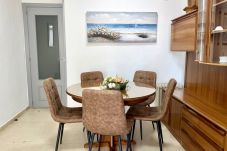 Apartment in Benidorm - Two bedroom apartments with bathroom at Gemelos 4 