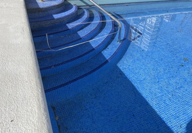 Apartment in Benidorm - Relax and Comfort: Refurbished Apartment with Swimming Pool, close to the beach Apartment in Benidorm - Relax and Comfort: Refurbished Apartment with Swimming Pool, close to the beach