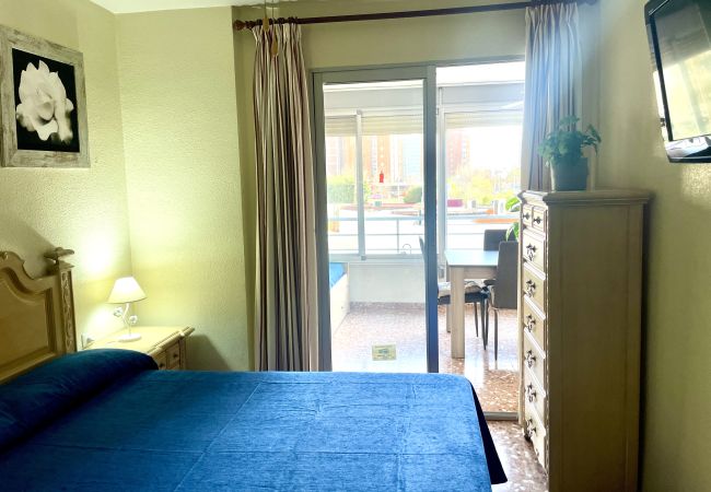 Apartment in Benidorm - Two bedroom apartment next to the Sunday Market in Benidorm Apartment in Benidorm - Two bedroom apartment next to the Sunday Market in Benidorm