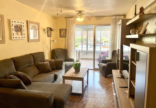 Apartment in Benidorm - Two bedroom apartment next to the Sunday Market in Benidorm Apartment in Benidorm - Two bedroom apartment next to the Sunday Market in Benidorm