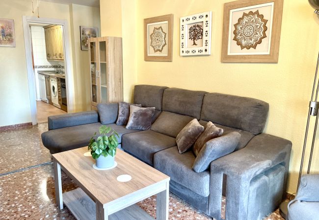 Apartment in Benidorm - Two bedroom apartment next to the Sunday Market in Benidorm Apartment in Benidorm - Two bedroom apartment next to the Sunday Market in Benidorm