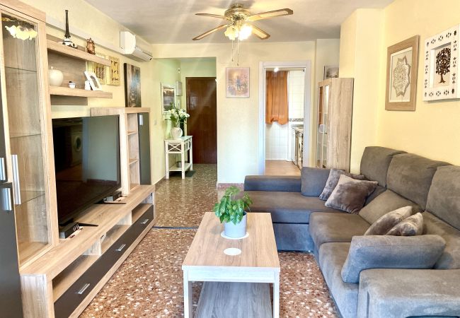 Apartment in Benidorm - Two bedroom apartment next to the Sunday Market in Benidorm Apartment in Benidorm - Two bedroom apartment next to the Sunday Market in Benidorm