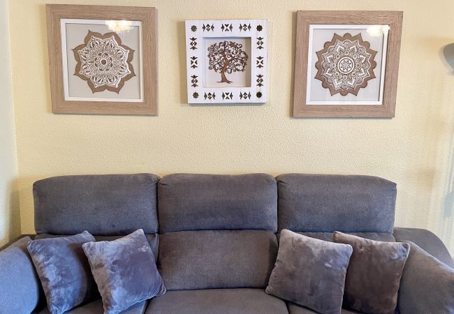 Apartment in Benidorm - Two bedroom apartment next to the Sunday Market in Benidorm Apartment in Benidorm - Two bedroom apartment next to the Sunday Market in Benidorm