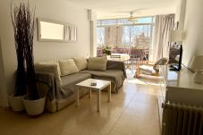 Apartment in Benidorm - Beach getaway – cosy apartment 5 min from the sea
