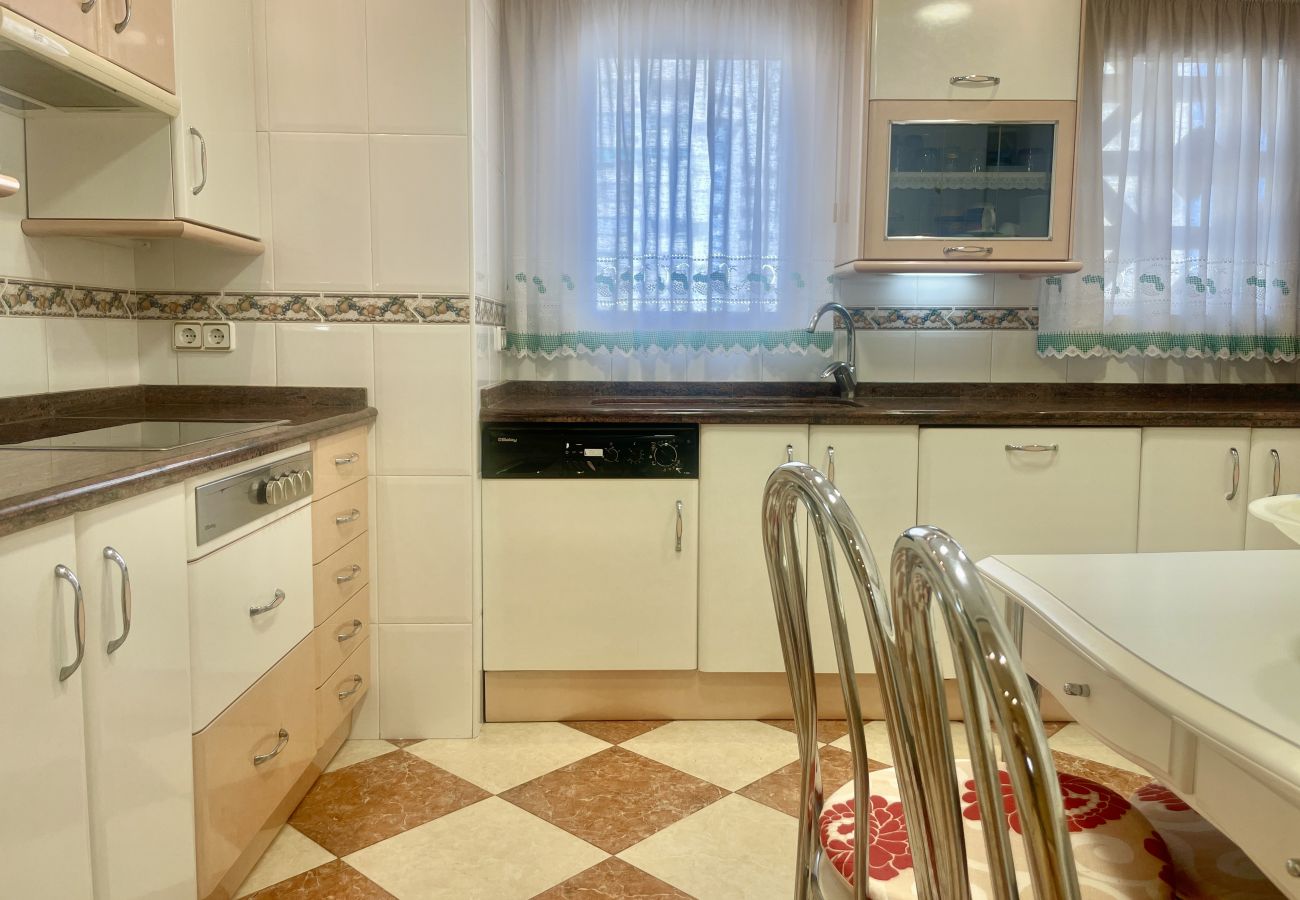 Apartment in Benidorm - 2 bedroom apartment with 2 bathrooms in Benidorm Apartment in Benidorm - 2 bedroom apartment with 2 bathrooms in Benidorm