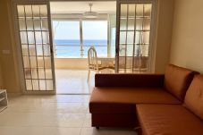 Apartment in Benidorm - Beachfront Apartment for 6,  3 Bathrooms, Levante Beach