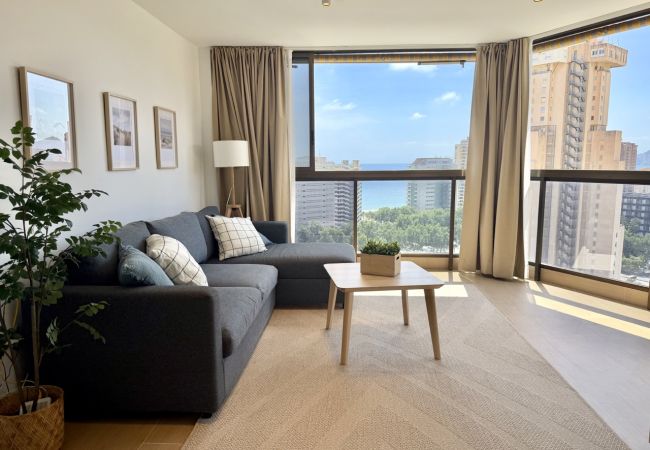 Apartment in Benidorm - Renovado, con vistas al mar y piscina