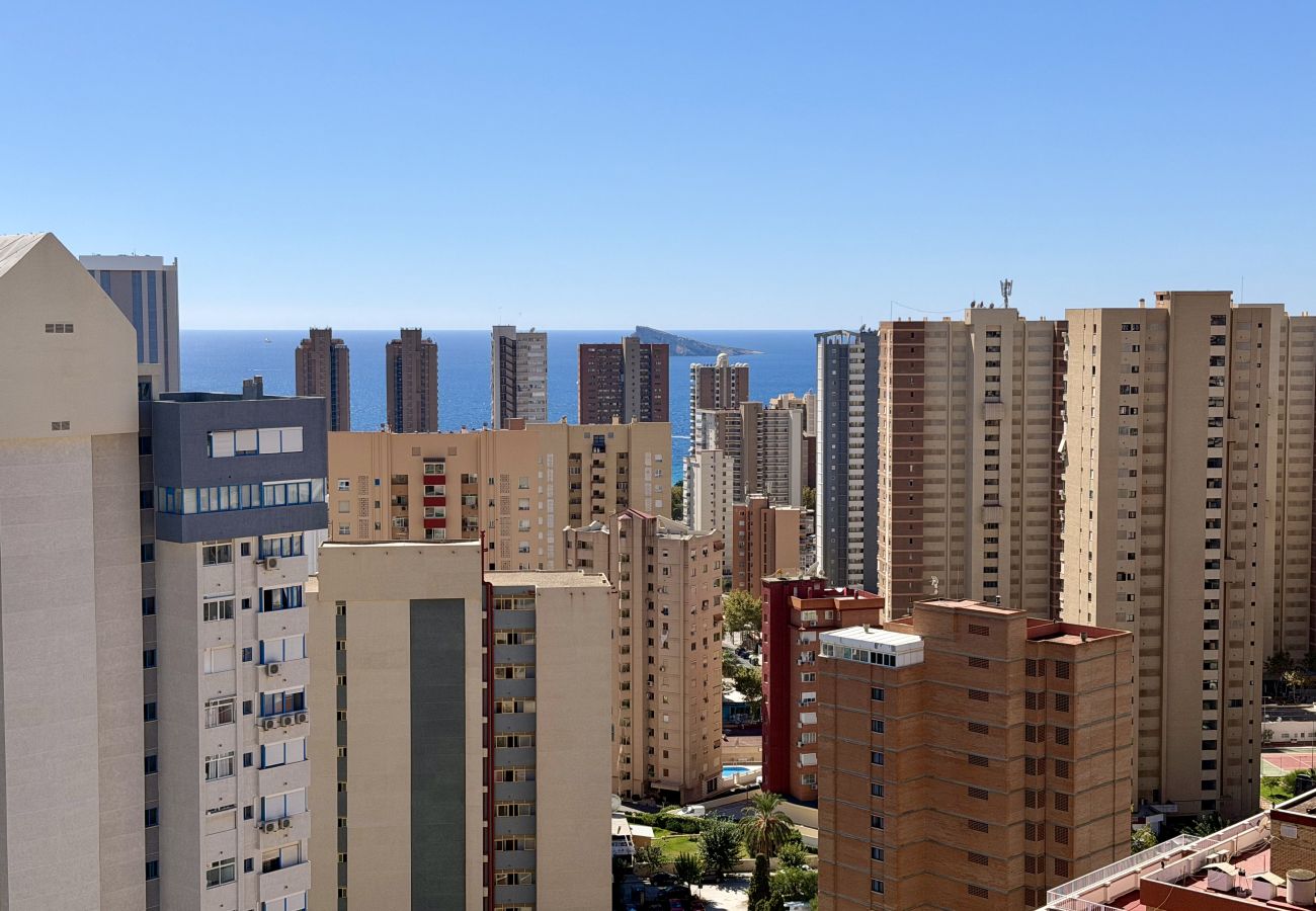 Apartment in Benidorm - Refurbished Paraiso 10 Apartment with double bed